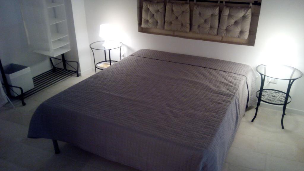 Casa Anna Apartment Лече Екстериор снимка
