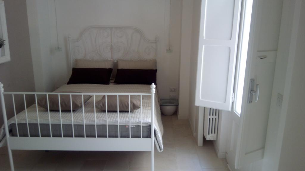 Casa Anna Apartment Лече Екстериор снимка